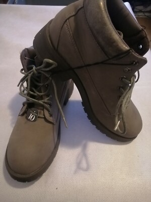 Canadiana Ladies Joss Boots Grey New Without Box-image
