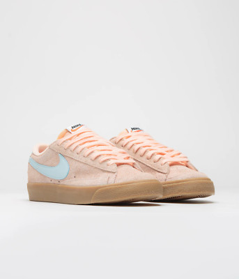 Nike Womens Blazer Low '77 Vintage Shoes-Crimson Tint / Glacier Blue-image