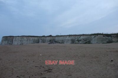 PHOTO  JOSS BAY III BROADSTAIRS LOOKING TOWARDS THE CLIFFS AT NORTH FORELAND IN-image