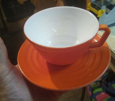 Vintage Hazel Atlas Moderntone Platonite Orange Cup & Saucer-image