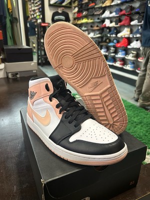 Jordan 1 Mid Artic Orange Black Toe-image
