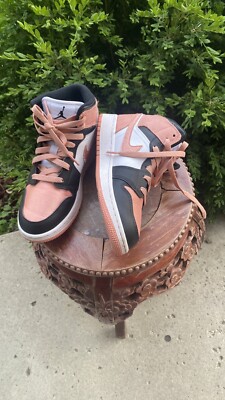 Nike Air Jordan 1 Mid Madder Root GS Size  4.5 girls DM9077-108-image