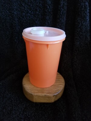Tupperware Orange Quart Beverage Container #321-7 with Lid Vintage -image