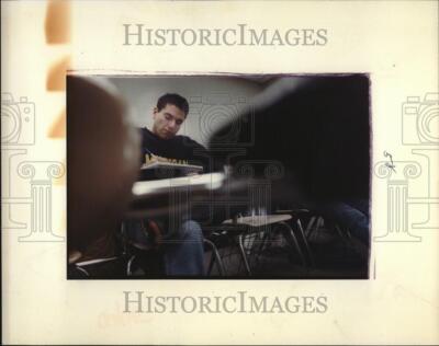 1992 Press Photo John Galaviz student O'Sullivans - DFPC00693-image