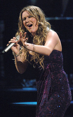 Joss Stone at VH1 Save The Music A Concert To Benefit The VH1 Save- Old Photo 50-image