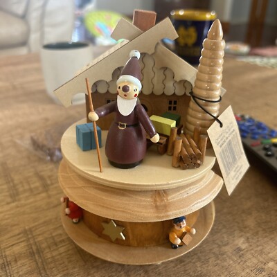 Creative Co-op 6-1/4 In H Pinewood Music Box NEW-image