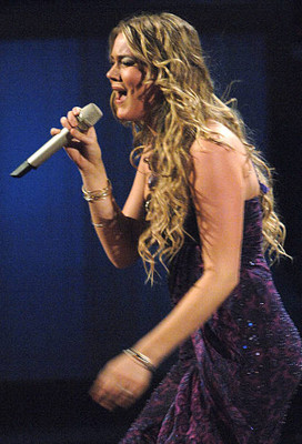 Joss Stone at VH1 Save The Music A Concert To Benefit The VH1 Save- Old Photo 26-image