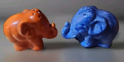 Mid century, blue and orange, ceramic salt/ pepper shakers , Japan-image