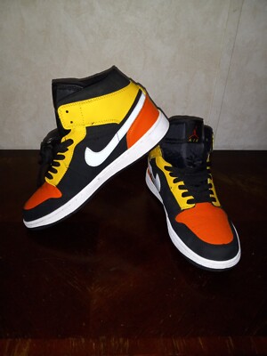 Size 10 - Jordan 1 Mid SE Amarillo -image