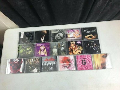 16 - CDS Adele Evanescence Joss Stone Madonna Garbage Pink Winehouse Hole used-image