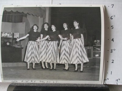 CBS TV show photo 1950s TOAST OF TOWN Ed Sullivan black girl singing group-image