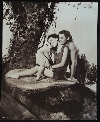 Tarzan's New York Adventure 8 x 10 Still 1942 Weissmuller & Maureen O'Sullivan!-image