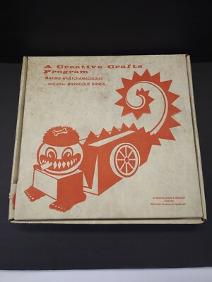 Vtg 1973 Creative Crafts Program Making Whatchadiddles Colgate Palmolive Album +-image