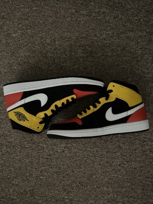 Black Amarillo Orange Jordan 1 US 7 Never Worn Comes With Random Box-image