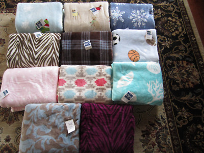 NWT The Big One Plush Oversized Throw Super soft Faux Fur (5 ft X 6 ft)-image