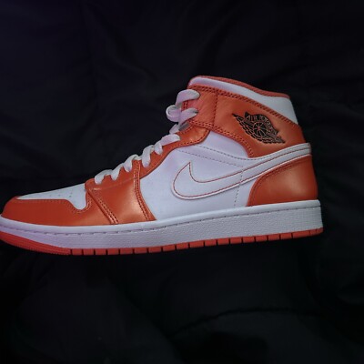 Size 8 - Jordan 1 Mid SE Electro Orange 2021-image
