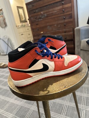 Size 10.5 - Jordan 1 Retro Mid SE Team Orange 2018-image