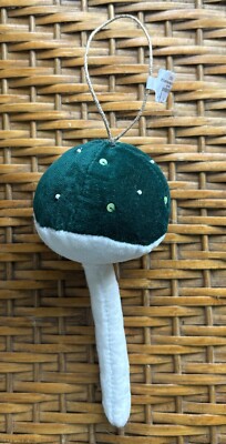 VELVET MUSHROOM Ornament Creative Co-Op, Hunter Green Beads Sequins India NWT-image