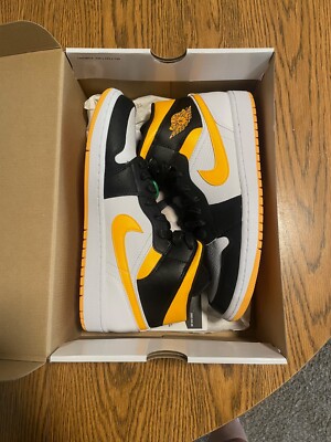 Size W11.5 - Air Jordan 1 Mid White Laser Orange New With Box-image