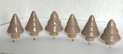 Creative Co-Op Stoneware Christmas Tree 2 5/8
