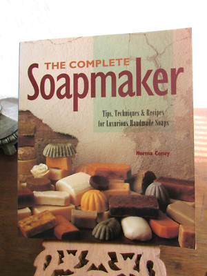 Complete Soapmaker: Tips Techniques & Recipes for Handmade - Norma Coney (PB)-image