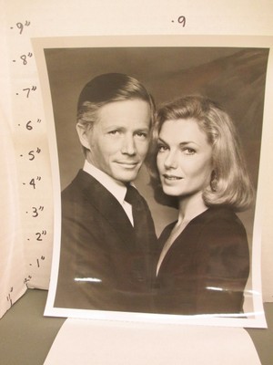 ABC TV show promo photo 1970s RICH MAN POOR MAN Susan Sullivan Peter Strauss-image