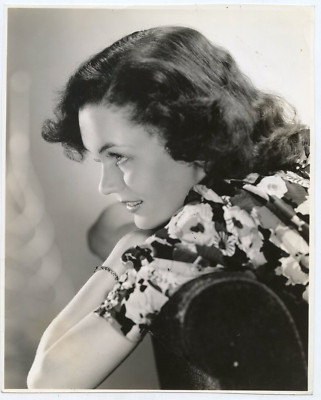 Maureen O'Sullivan, Beauty Portrait By CLARENCE BULL, cw129-image