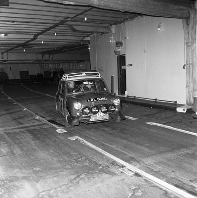 Tony Fall Raymond Joss BMC Cooper S 1967 Rally Car Old Photo 3-image