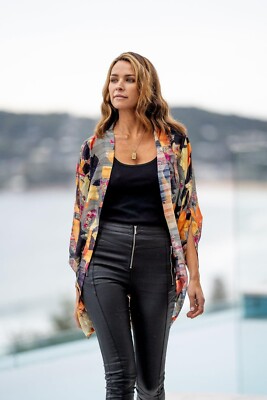 Iland Co Alise Chiffon Cocoon Kimono Women Sz S/M Multicolor Printed Silky Artsy-image