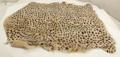 Creative Co-Op DF1927 Leopard Print Goat Fur Rug 2' x 3' (Each Will Vary)-image