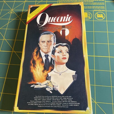 Queenie VHS Video Joss Ackland Martin Balsam Claire Bloom-image