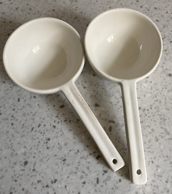 Creative Co-op White Stoneware Scoop 7.5” 3/4 C Unglazed Handle Flour Sugar Rice-image