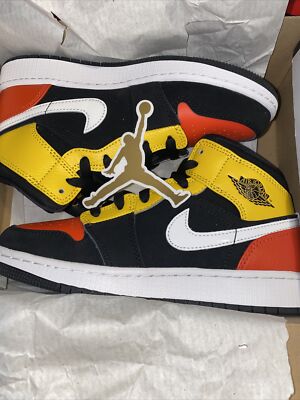 Nike Air Jordan 1 Mid SE BQ6931-087 Size 4Y, Women’s 5.5 / New!-image