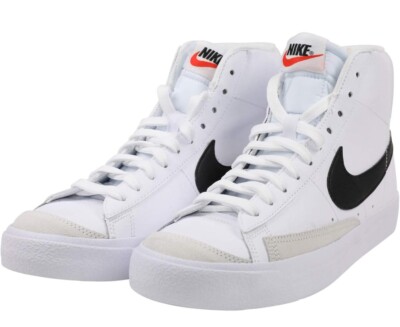 Size 11.5 (GS) - Nike Blazer Mid 77 White Black,Unisex.-image