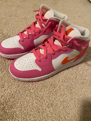 Air Jordan 1 Mid GS 'Pinksicle Orange SIZE 6 youth-image