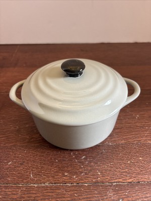 1 Grey Creative Co-op Stoneware Mini/Individual Baker Dish with Lid EUC-image