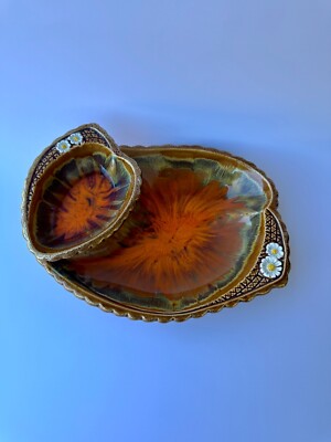 Vintage Mid Century Orange Lava Glazed Daisy Ceramic Chips and Dip Serving Bowl-image