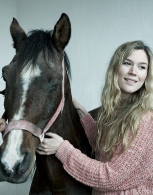 Joss Stone Unsigned 10
