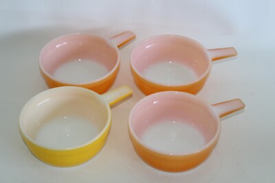 RETRO MID CENTURY SET 4 CROWN ORANGE OVENWARE RAMEKINS - original 1970s vintage-image