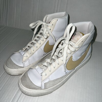 Size 6 - Nike Blazer '77 Vintage Mid Hyper Crimson W-image