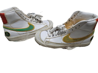 Nike Blazer Mid '77 Vintage 6 Youth,  Color Changing Sequince On Nike, Rayguns-image