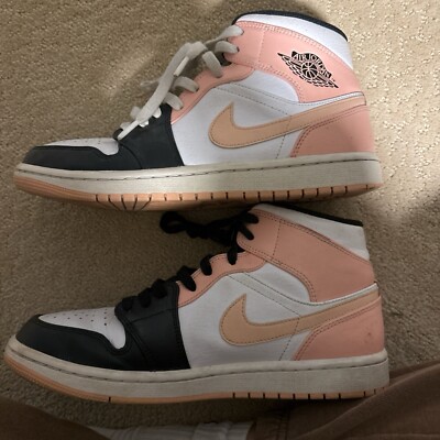 Worn and slightly creased crimson orange jordan’s. men’s size 6.5-image