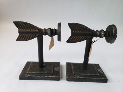 Creative Co-Op Cast Iron Metal Bookends DA4199 No Arrowhead - ENDS OF ARROW ONLY-image
