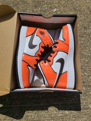 Jordan 1 Mid Turf Orange (5.5) Ready To Ship!-image