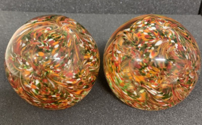2 VINTAGE MID CENTURY ART GLASS PAPERWEIGHTS ORANGE GREEN RED WHITE SPECKLED-image