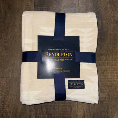 Pendleton Throw Blanket Matelassé Moonlight Mesa Birch 50