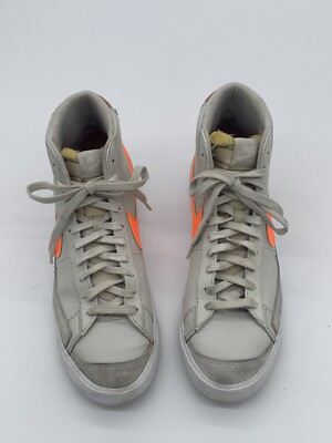 Size US Women's 11.5 - Nike Blazer Mid '77 Light Bone Good Condition!!-image