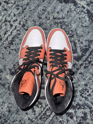 Size 10.5 - Air Jordan 1 SE Mid Turf Orange-image