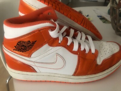 Size 9 - Jordan 1 Mid SE Electro Orange 2021-image