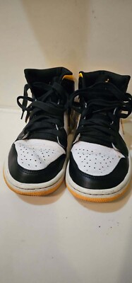 - Jordan 1 Mid SE White Laser Orange 2020-image